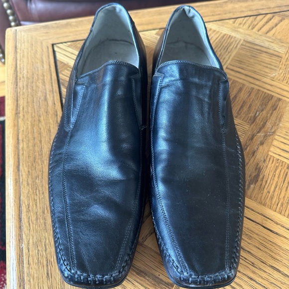 Steve Madden Men's Black Leather Loafers - Picture 10 of 11
